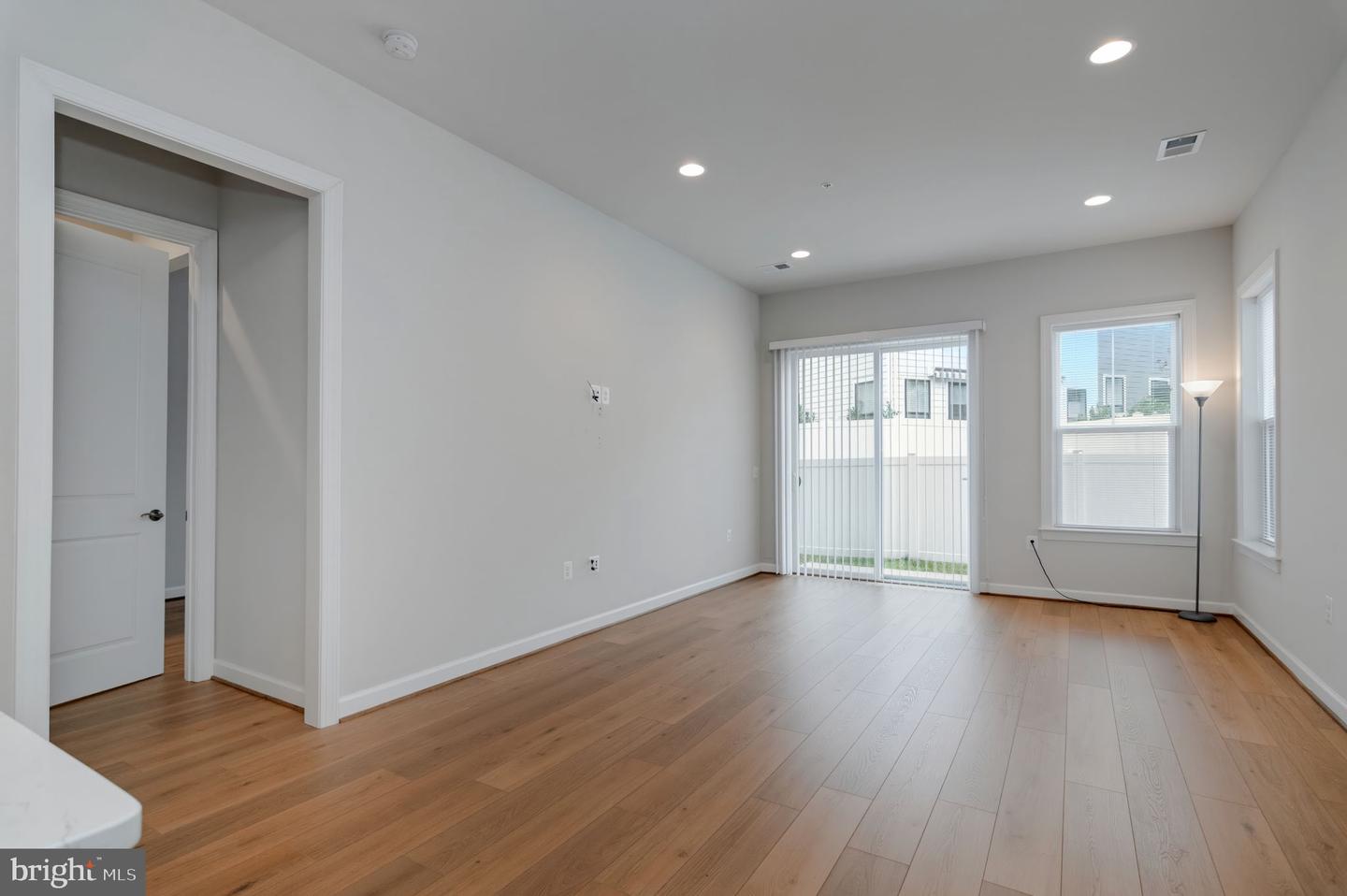 43899 SIREN SONG TER, LEESBURG, Virginia 20176, 3 Bedrooms Bedrooms, ,3 BathroomsBathrooms,Residential,For sale,43899 SIREN SONG TER,VALO2112420 MLS # VALO2112420