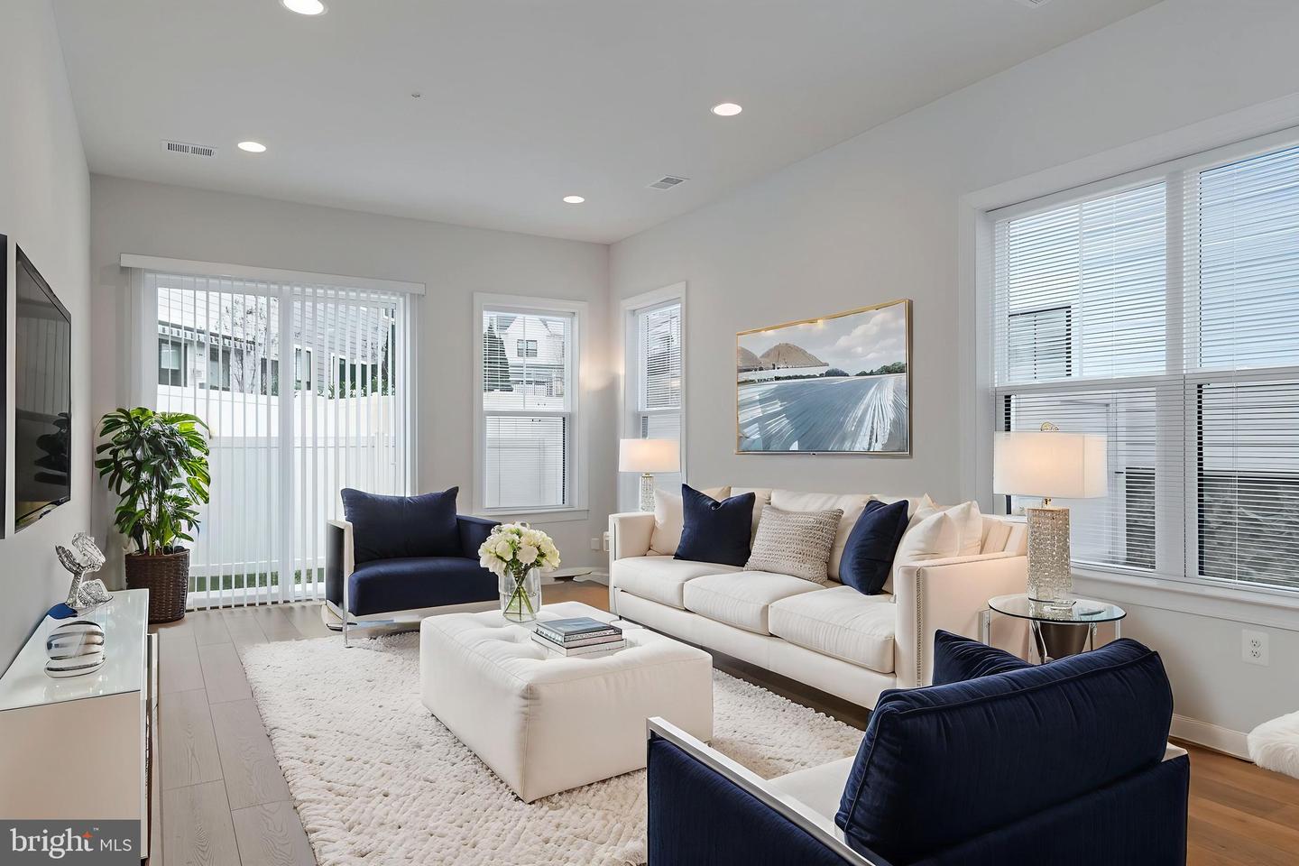 43899 SIREN SONG TER, LEESBURG, Virginia 20176, 3 Bedrooms Bedrooms, ,3 BathroomsBathrooms,Residential,For sale,43899 SIREN SONG TER,VALO2112420 MLS # VALO2112420