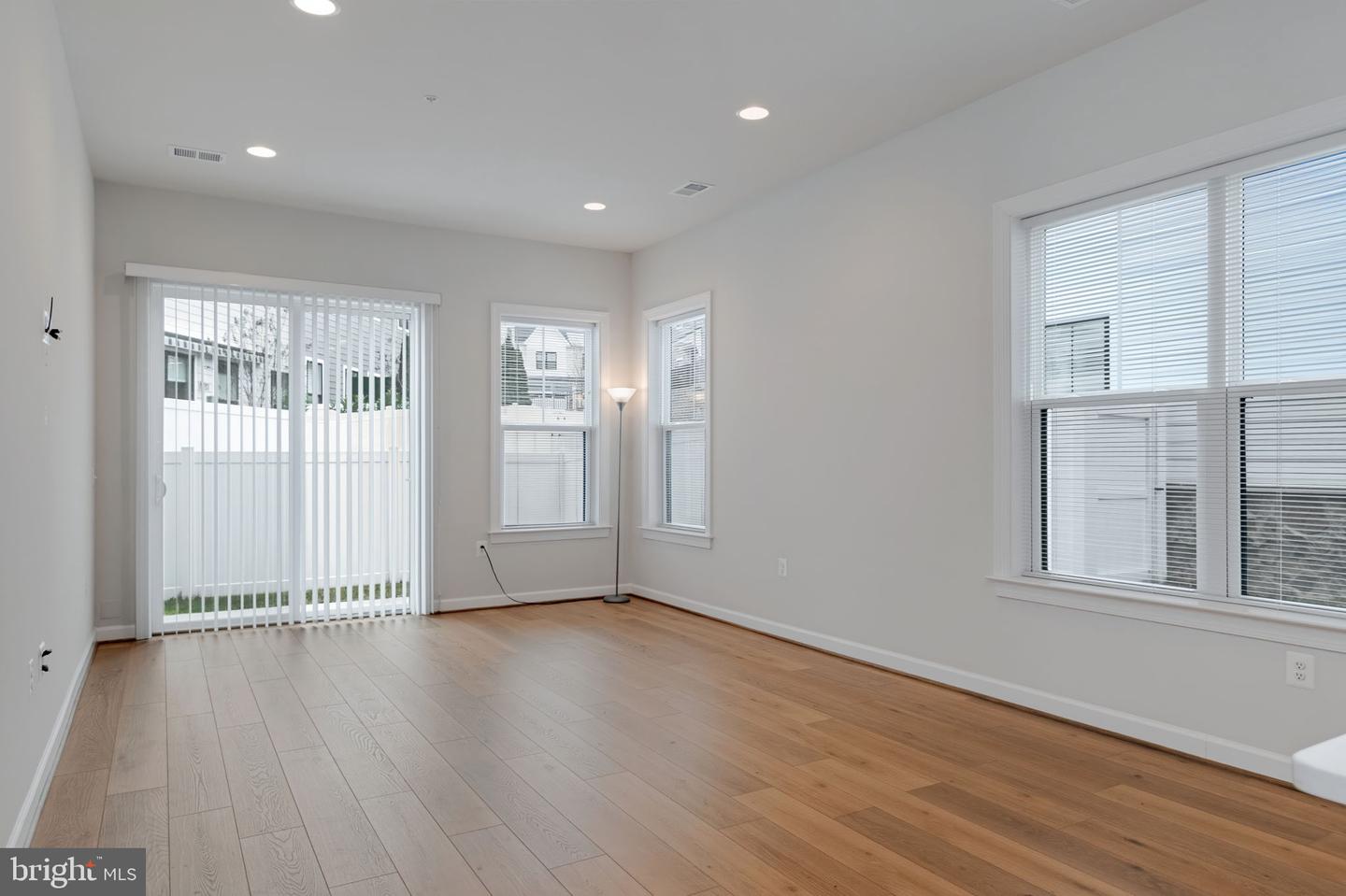 43899 SIREN SONG TER, LEESBURG, Virginia 20176, 3 Bedrooms Bedrooms, ,3 BathroomsBathrooms,Residential,For sale,43899 SIREN SONG TER,VALO2112420 MLS # VALO2112420