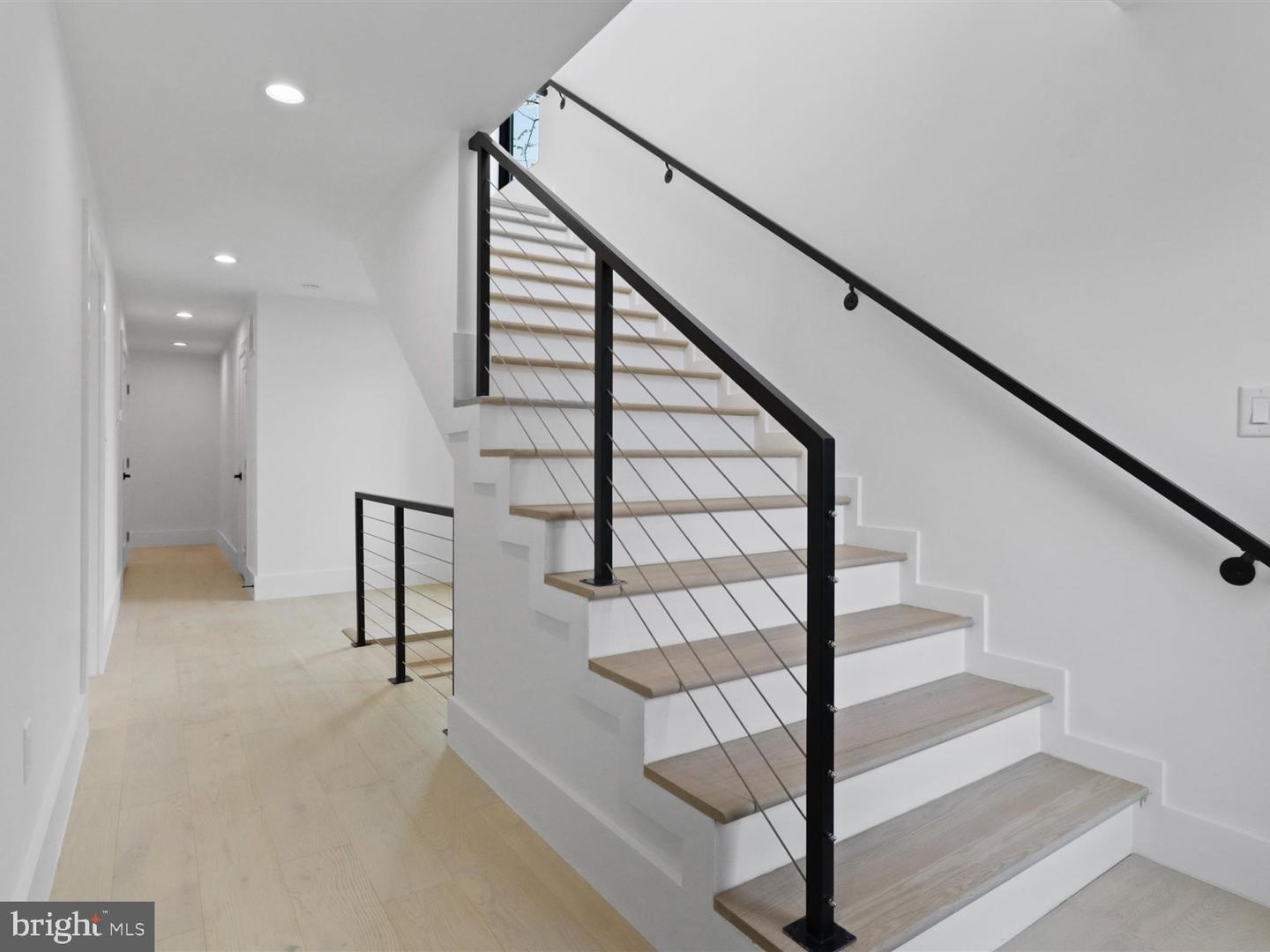 818 N EDGEWOOD ST, ARLINGTON, Virginia 22201, 4 Bedrooms Bedrooms, ,6 BathroomsBathrooms,Residential,For sale,818 N EDGEWOOD ST,VAAR2067770 MLS # VAAR2067770