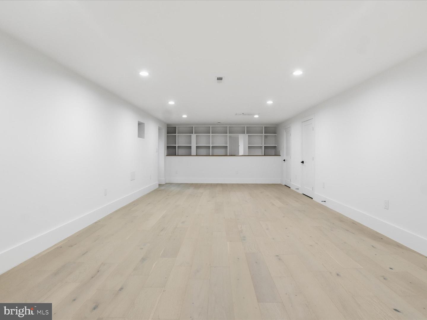 818 N EDGEWOOD ST, ARLINGTON, Virginia 22201, 4 Bedrooms Bedrooms, ,6 BathroomsBathrooms,Residential,For sale,818 N EDGEWOOD ST,VAAR2067770 MLS # VAAR2067770