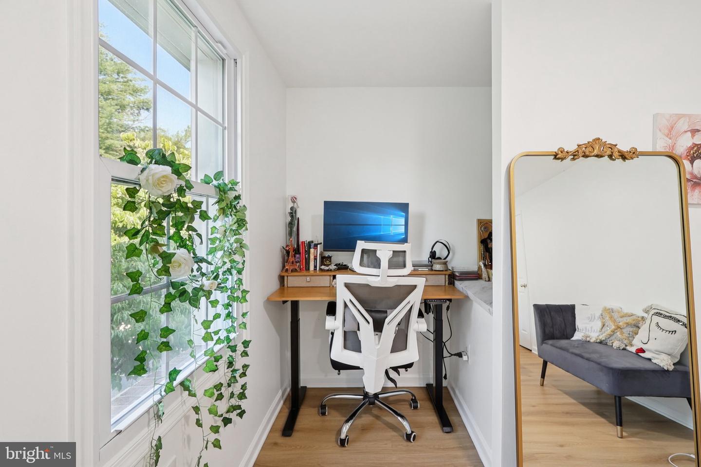 6246 HILLSIDE RD, SPRINGFIELD, Virginia 22152, 3 Bedrooms Bedrooms, 3 Rooms Rooms,2 BathroomsBathrooms,Residential,For sale,6246 HILLSIDE RD,VAFX2285832 MLS # VAFX2285832