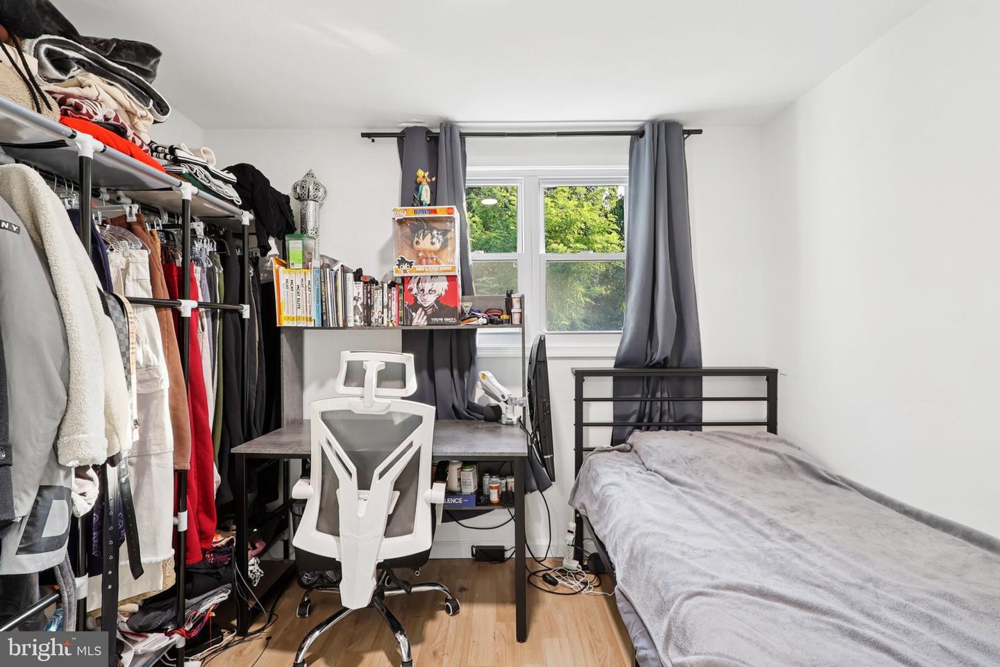 6246 HILLSIDE RD, SPRINGFIELD, Virginia 22152, 3 Bedrooms Bedrooms, 3 Rooms Rooms,2 BathroomsBathrooms,Residential,For sale,6246 HILLSIDE RD,VAFX2285832 MLS # VAFX2285832