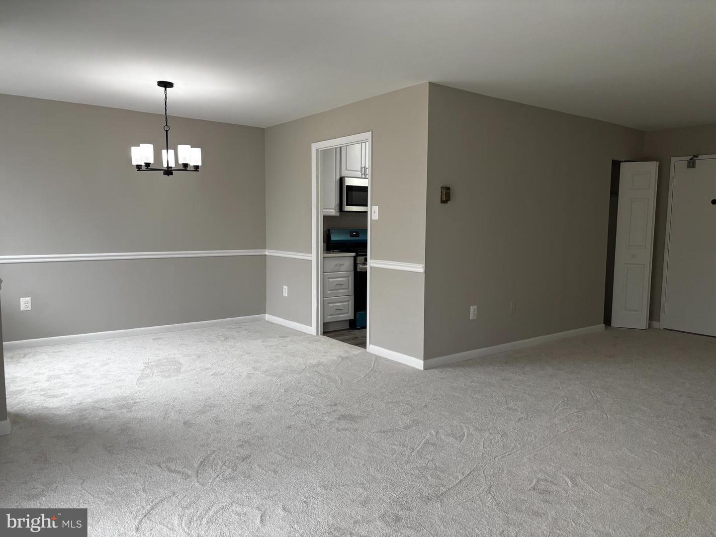 5565 COLUMBIA PIKE #606, ARLINGTON, Virginia 22204, 1 Bedroom Bedrooms, ,1 BathroomBathrooms,Residential,For sale,5565 COLUMBIA PIKE #606,VAAR2067776 MLS # VAAR2067776