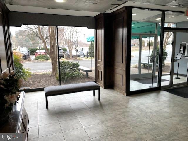 5565 COLUMBIA PIKE #606, ARLINGTON, Virginia 22204, 1 Bedroom Bedrooms, ,1 BathroomBathrooms,Residential,For sale,5565 COLUMBIA PIKE #606,VAAR2067776 MLS # VAAR2067776