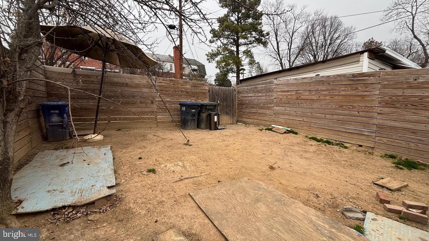 5707 CHILLUM PL NE, WASHINGTON, District Of Columbia 20011, 2 Bedrooms Bedrooms, ,2 BathroomsBathrooms,Residential,For sale,5707 CHILLUM PL NE,DCDC2241466 MLS # DCDC2241466