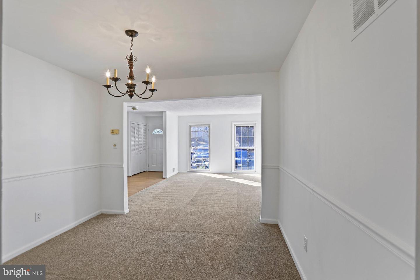 9473 CLOVERDALE CT, BURKE, Virginia 22015, 3 Bedrooms Bedrooms, ,2 BathroomsBathrooms,Residential,For sale,9473 CLOVERDALE CT,VAFX2285854 MLS # VAFX2285854