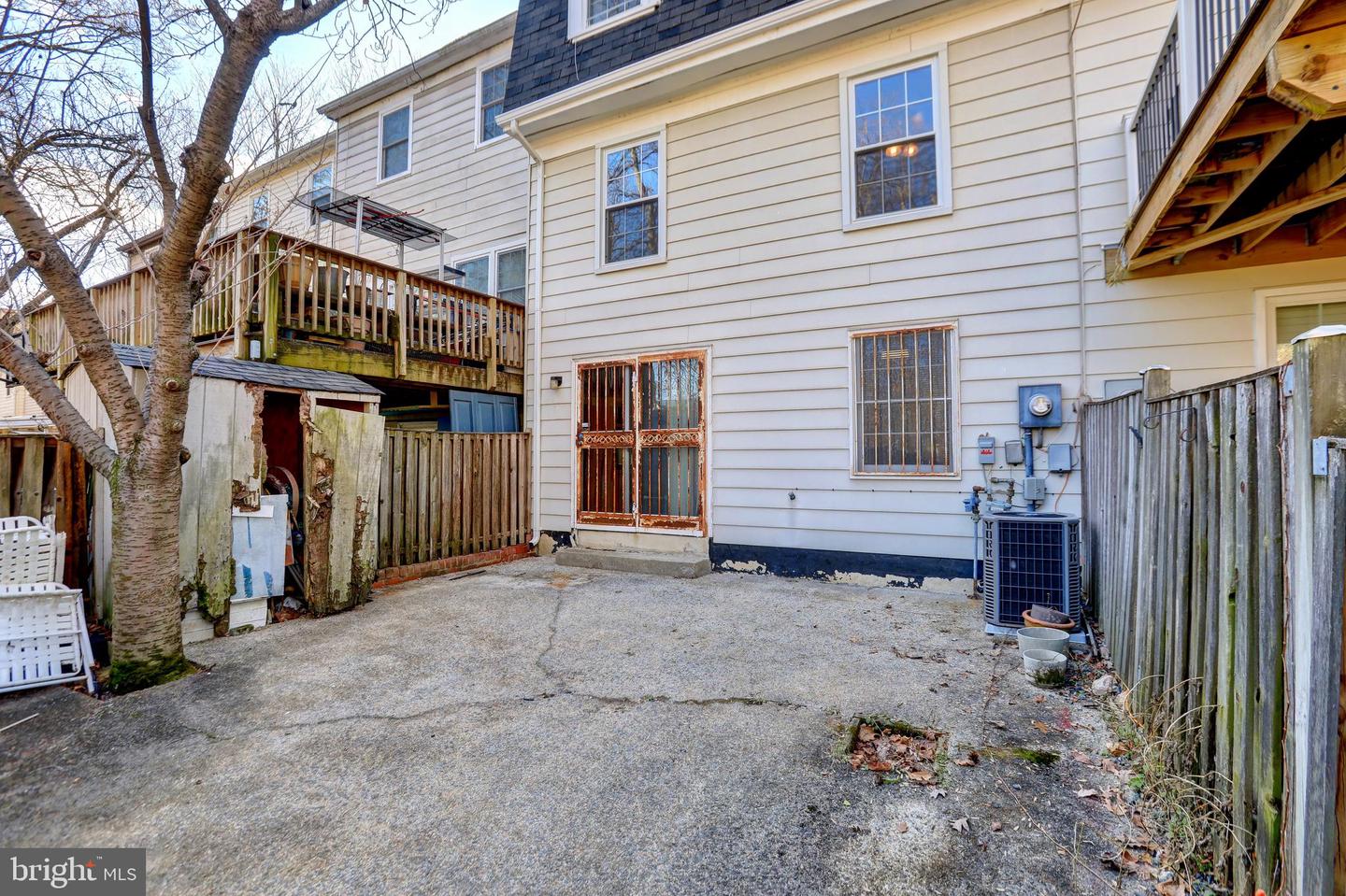 9473 CLOVERDALE CT, BURKE, Virginia 22015, 3 Bedrooms Bedrooms, ,2 BathroomsBathrooms,Residential,For sale,9473 CLOVERDALE CT,VAFX2285854 MLS # VAFX2285854