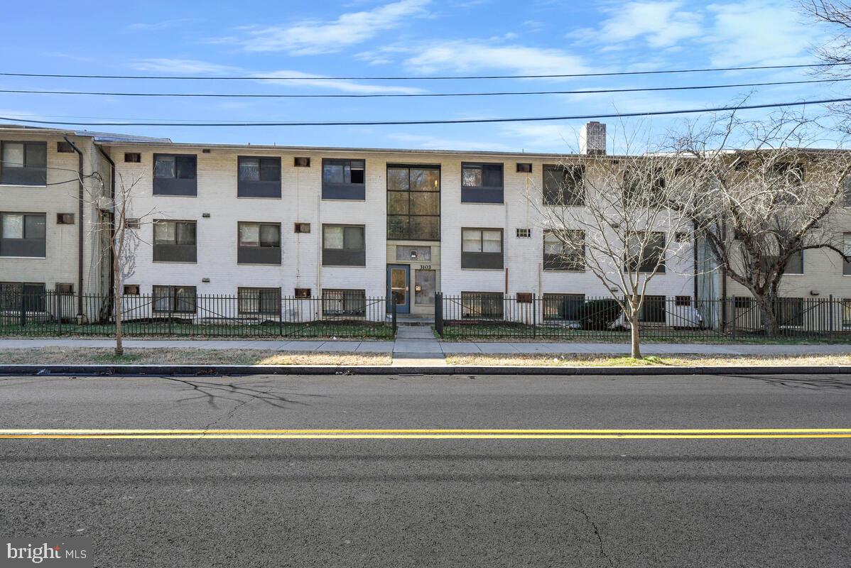 3103 NAYLOR RD SE #304, WASHINGTON, District Of Columbia 20020, 1 Bedroom Bedrooms, ,1 BathroomBathrooms,Residential,For sale,3103 NAYLOR RD SE #304,DCDC2241480 MLS # DCDC2241480