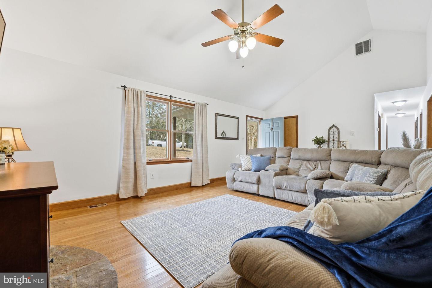 14566 SNAKE CASTLE RD, SUMERDUCK, Virginia 22742, 3 Bedrooms Bedrooms, 8 Rooms Rooms,2 BathroomsBathrooms,Residential,For sale,14566 SNAKE CASTLE RD,VAFQ2020138 MLS # VAFQ2020138