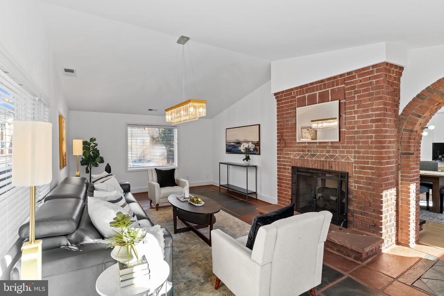 2628 WOODLEY PL, FALLS CHURCH, Virginia 22046, 4 Bedrooms Bedrooms, ,3 BathroomsBathrooms,Residential,For sale,2628 WOODLEY PL,VAFX2285906 MLS # VAFX2285906