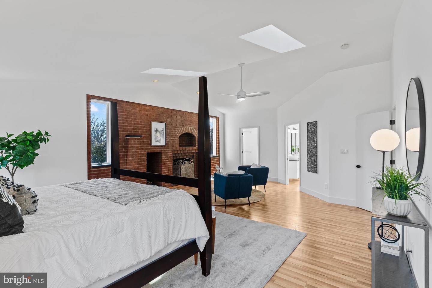 2628 WOODLEY PL, FALLS CHURCH, Virginia 22046, 4 Bedrooms Bedrooms, ,3 BathroomsBathrooms,Residential,For sale,2628 WOODLEY PL,VAFX2285906 MLS # VAFX2285906