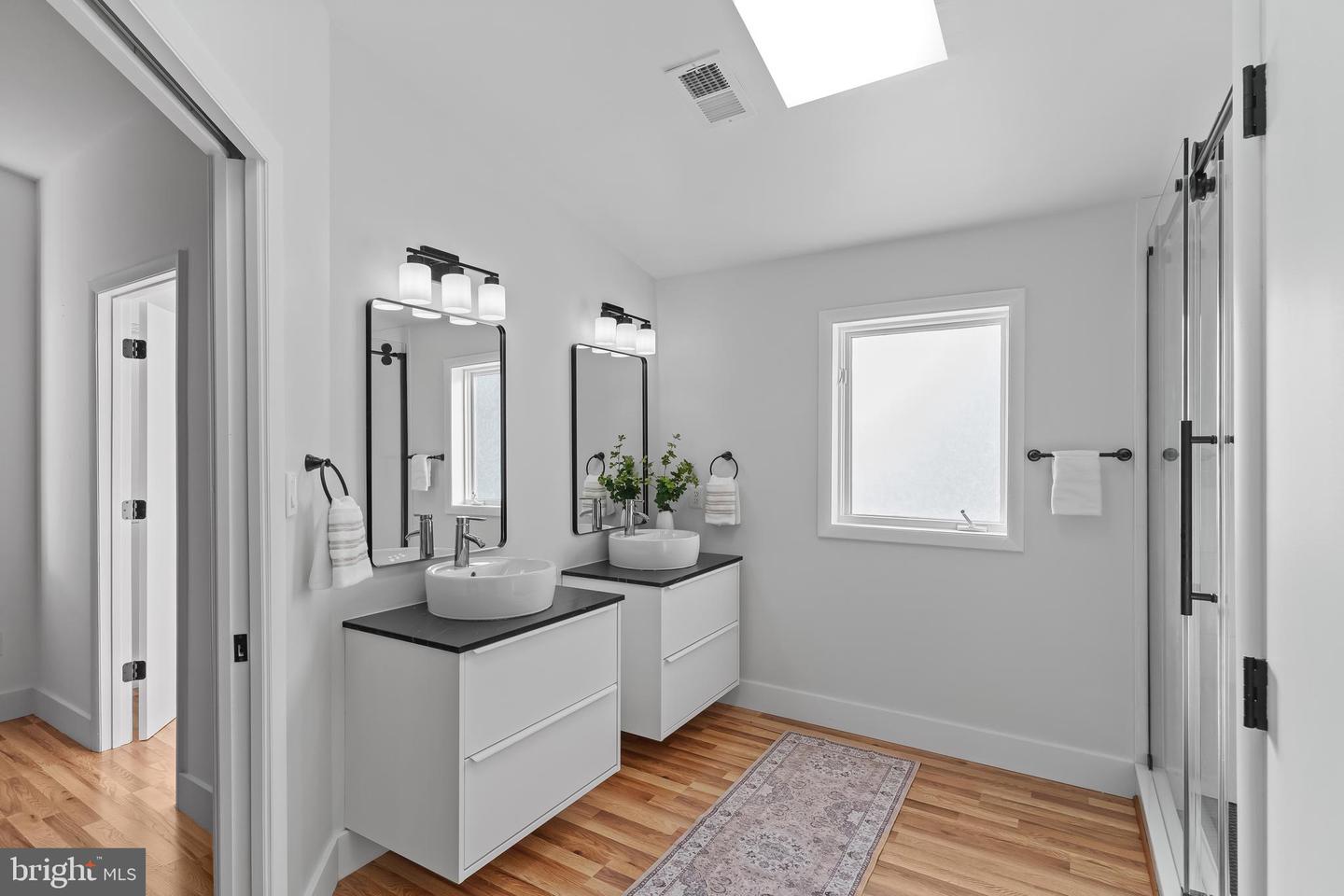 2628 WOODLEY PL, FALLS CHURCH, Virginia 22046, 4 Bedrooms Bedrooms, ,3 BathroomsBathrooms,Residential,For sale,2628 WOODLEY PL,VAFX2285906 MLS # VAFX2285906