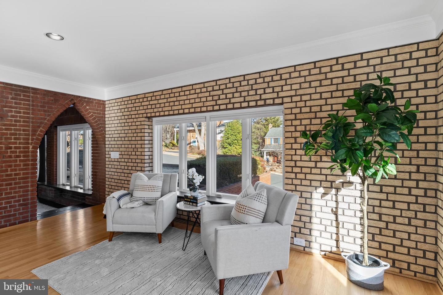 2628 WOODLEY PL, FALLS CHURCH, Virginia 22046, 4 Bedrooms Bedrooms, ,3 BathroomsBathrooms,Residential,For sale,2628 WOODLEY PL,VAFX2285906 MLS # VAFX2285906