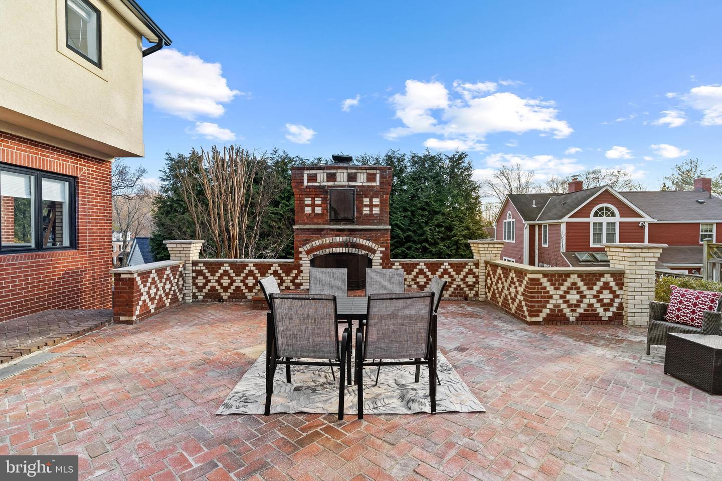 2628 WOODLEY PL, FALLS CHURCH, Virginia 22046, 4 Bedrooms Bedrooms, ,3 BathroomsBathrooms,Residential,For sale,2628 WOODLEY PL,VAFX2285906 MLS # VAFX2285906