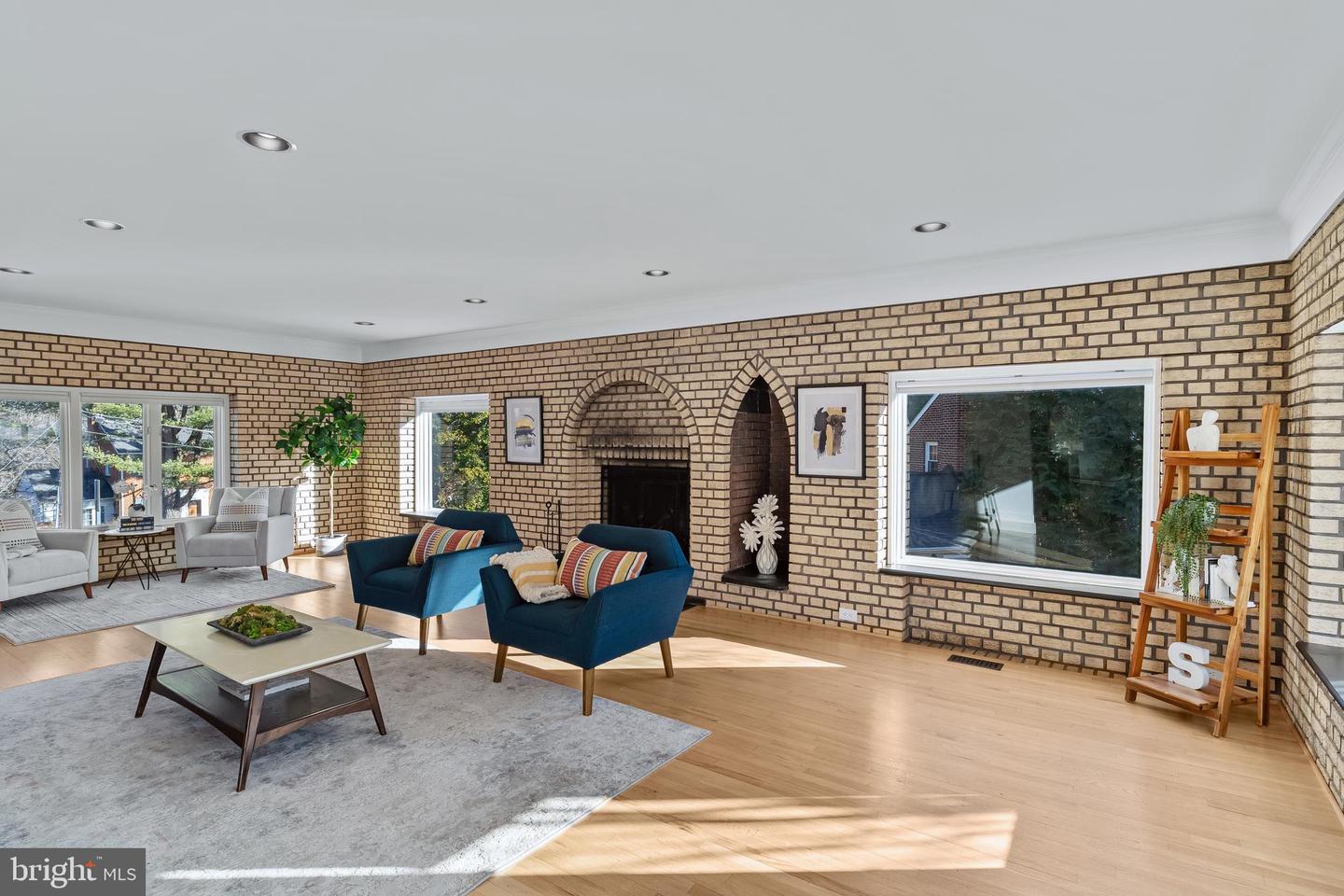 2628 WOODLEY PL, FALLS CHURCH, Virginia 22046, 4 Bedrooms Bedrooms, ,3 BathroomsBathrooms,Residential,For sale,2628 WOODLEY PL,VAFX2285906 MLS # VAFX2285906