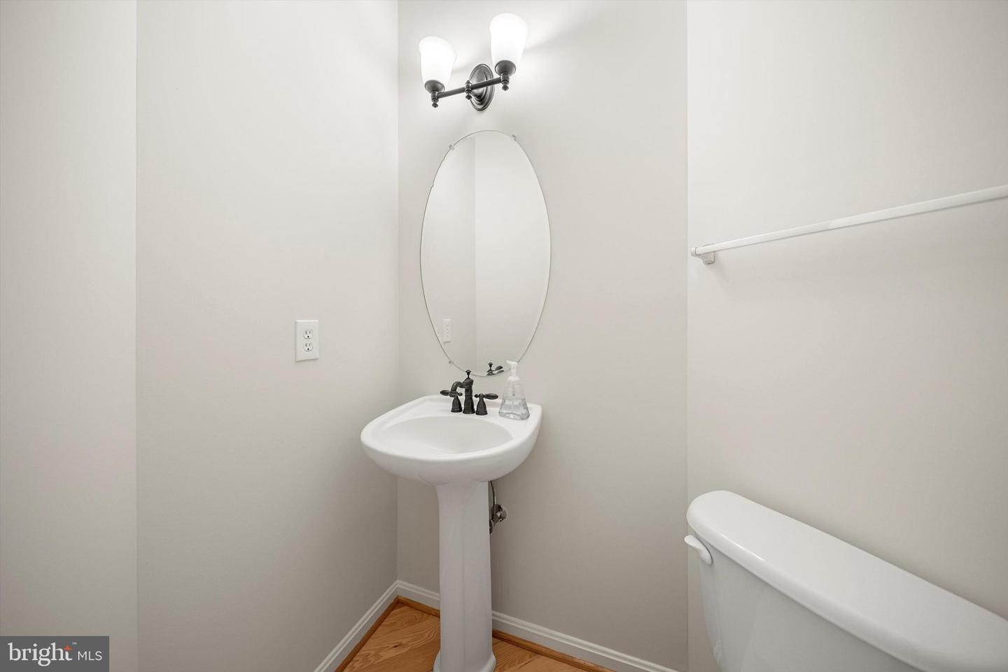 21945 WINDY OAKS SQ, BROADLANDS, Virginia 20148, 4 Bedrooms Bedrooms, ,3 BathroomsBathrooms,Residential,For sale,21945 WINDY OAKS SQ,VALO2114020 MLS # VALO2114020