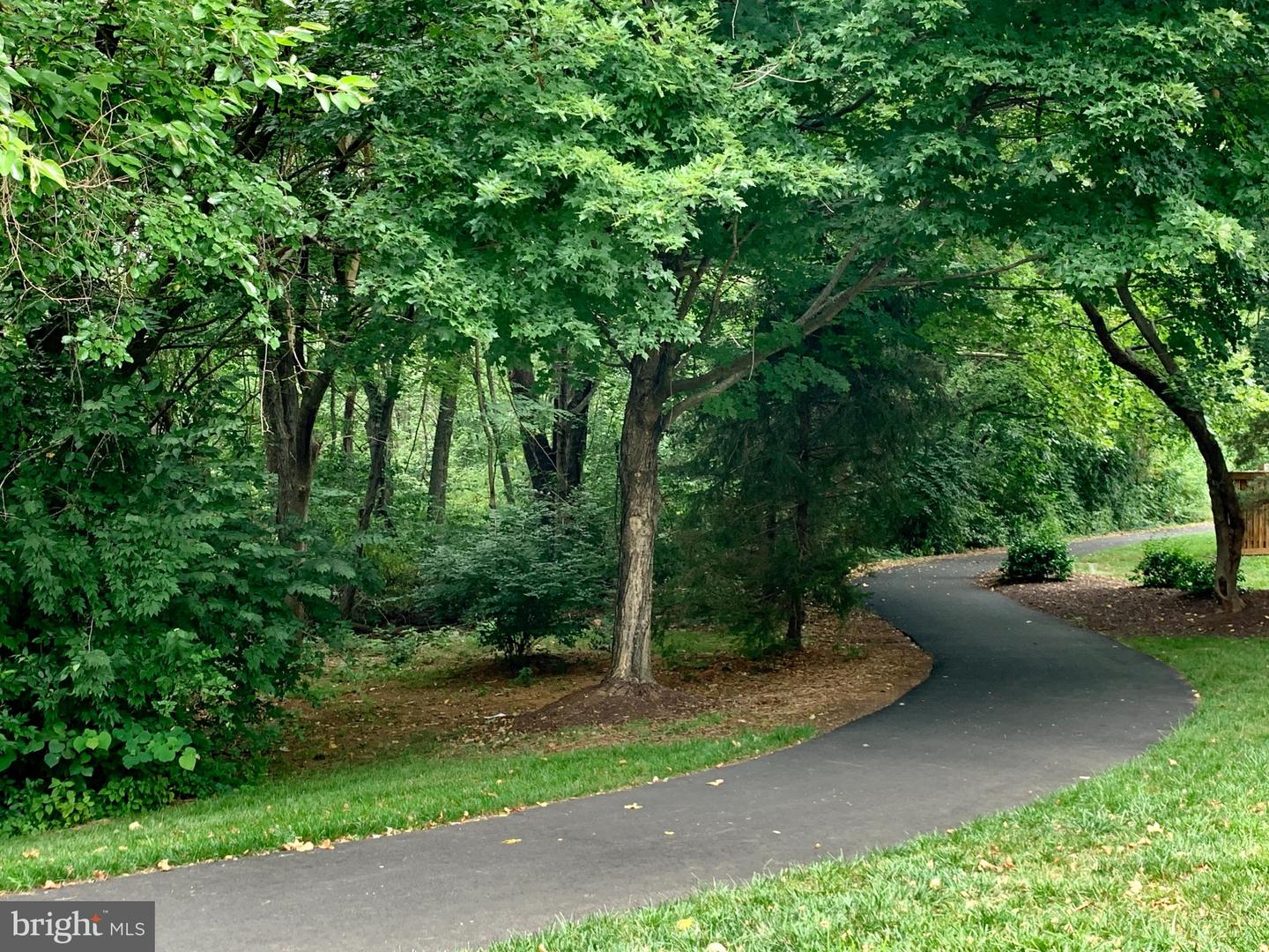 21945 WINDY OAKS SQ, BROADLANDS, Virginia 20148, 4 Bedrooms Bedrooms, ,3 BathroomsBathrooms,Residential,For sale,21945 WINDY OAKS SQ,VALO2114020 MLS # VALO2114020