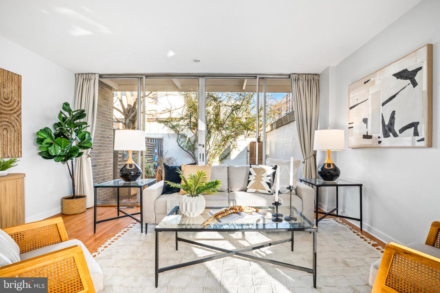 345 O ST SW, WASHINGTON, District Of Columbia 20024, 3 Bedrooms Bedrooms, 7 Rooms Rooms,2 BathroomsBathrooms,Residential,For sale,345 O ST SW,DCDC2241556 MLS # DCDC2241556