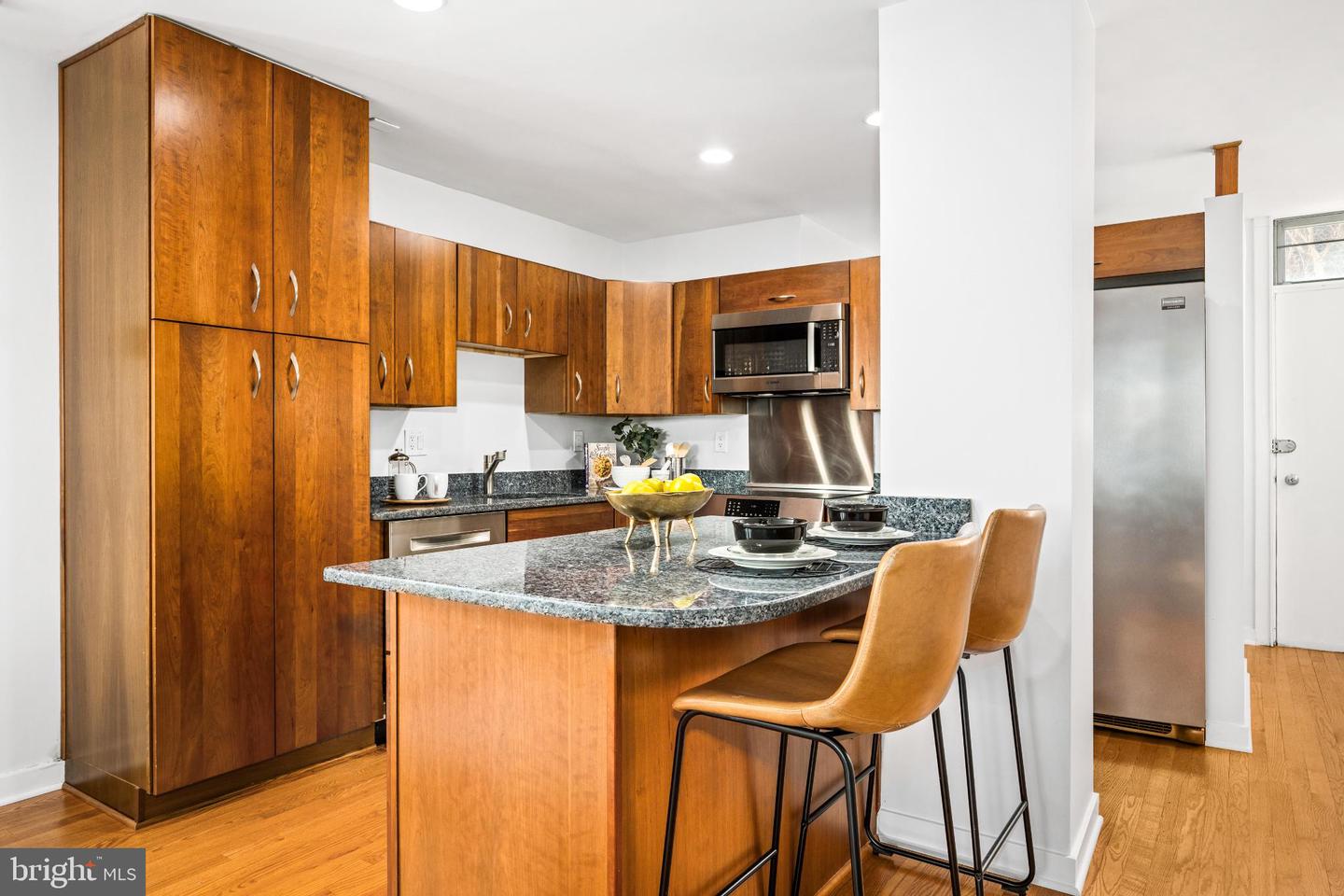 345 O ST SW, WASHINGTON, District Of Columbia 20024, 3 Bedrooms Bedrooms, 7 Rooms Rooms,2 BathroomsBathrooms,Residential,For sale,345 O ST SW,DCDC2241556 MLS # DCDC2241556