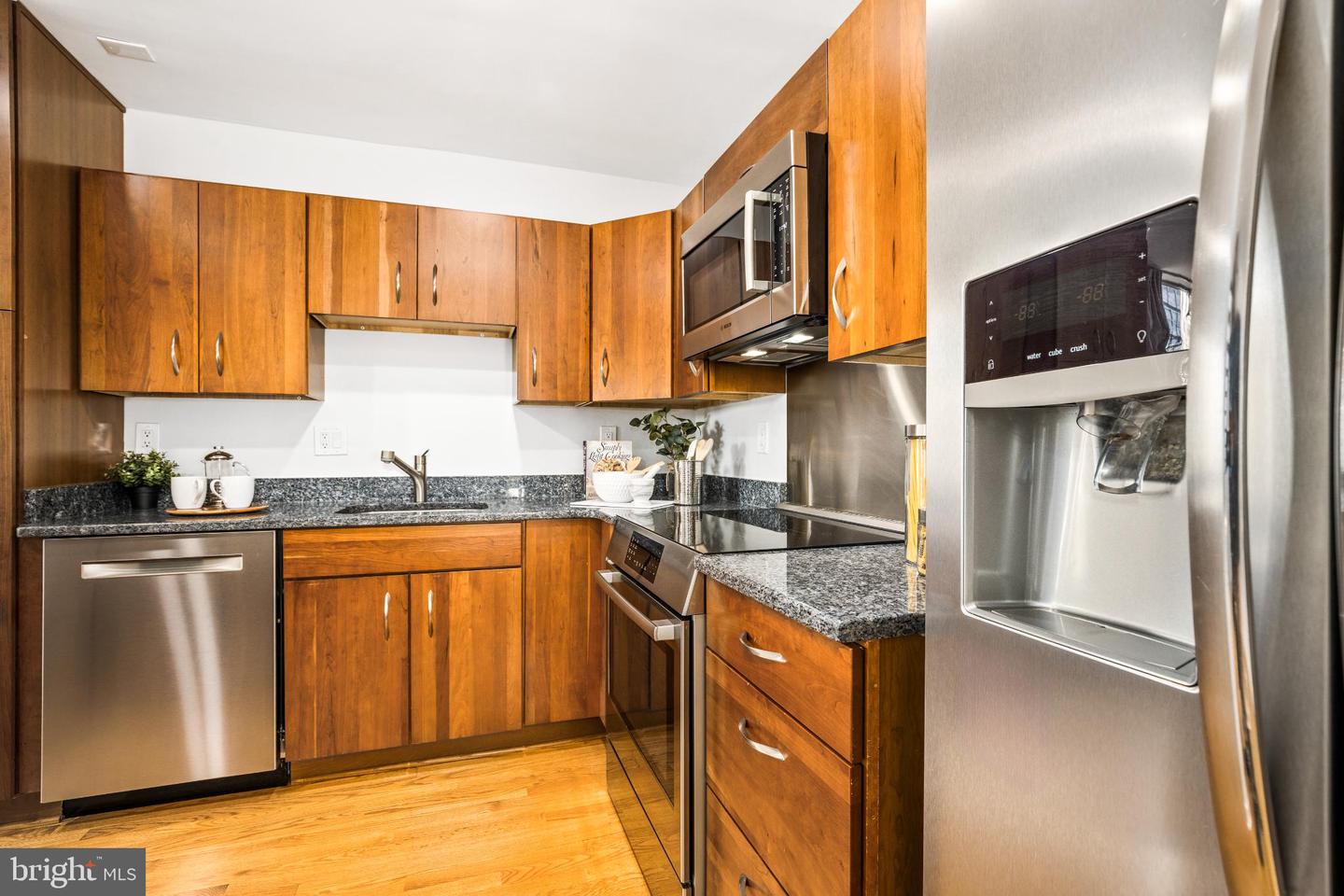 345 O ST SW, WASHINGTON, District Of Columbia 20024, 3 Bedrooms Bedrooms, 7 Rooms Rooms,2 BathroomsBathrooms,Residential,For sale,345 O ST SW,DCDC2241556 MLS # DCDC2241556
