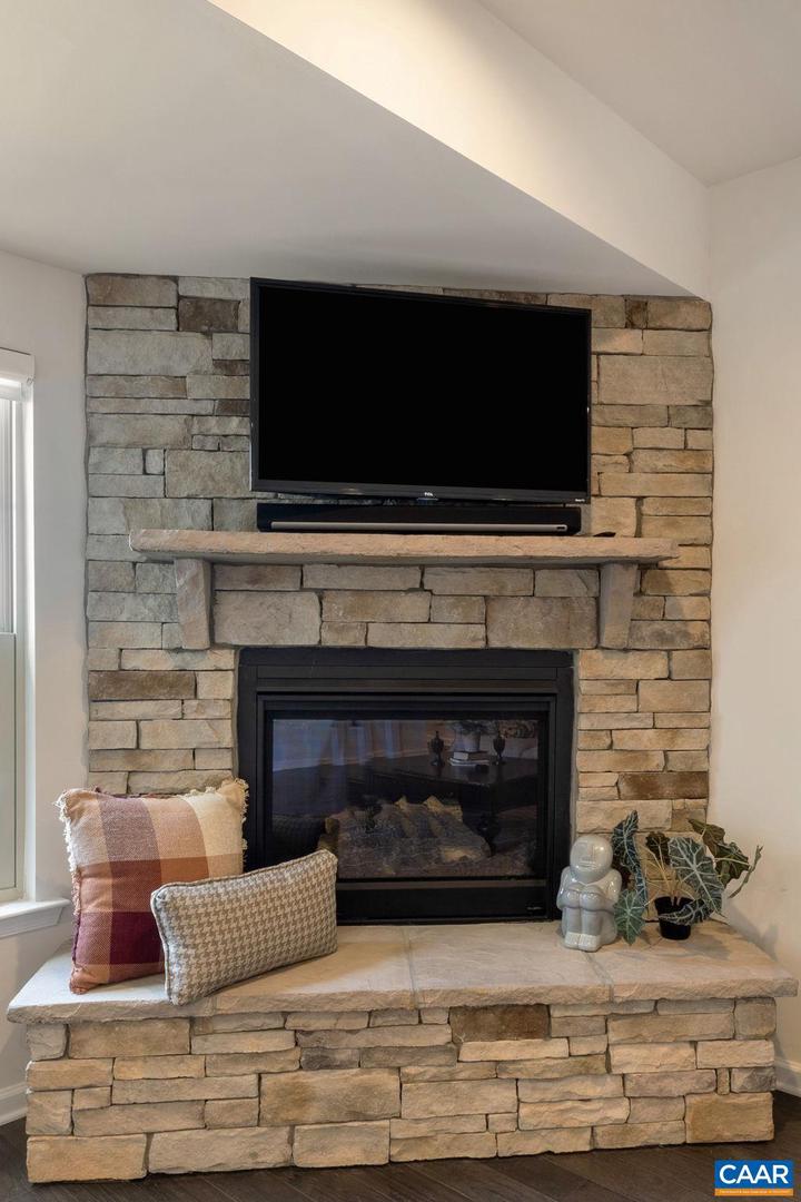 1516 DELPHI LN, CHARLOTTESVILLE, Virginia 22911, 4 Bedrooms Bedrooms, ,3 BathroomsBathrooms,Residential,For sale,1516 DELPHI LN,672511 MLS # 672511