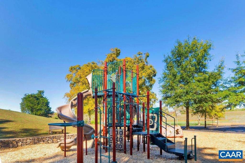 1516 DELPHI LN, CHARLOTTESVILLE, Virginia 22911, 4 Bedrooms Bedrooms, ,3 BathroomsBathrooms,Residential,For sale,1516 DELPHI LN,672511 MLS # 672511