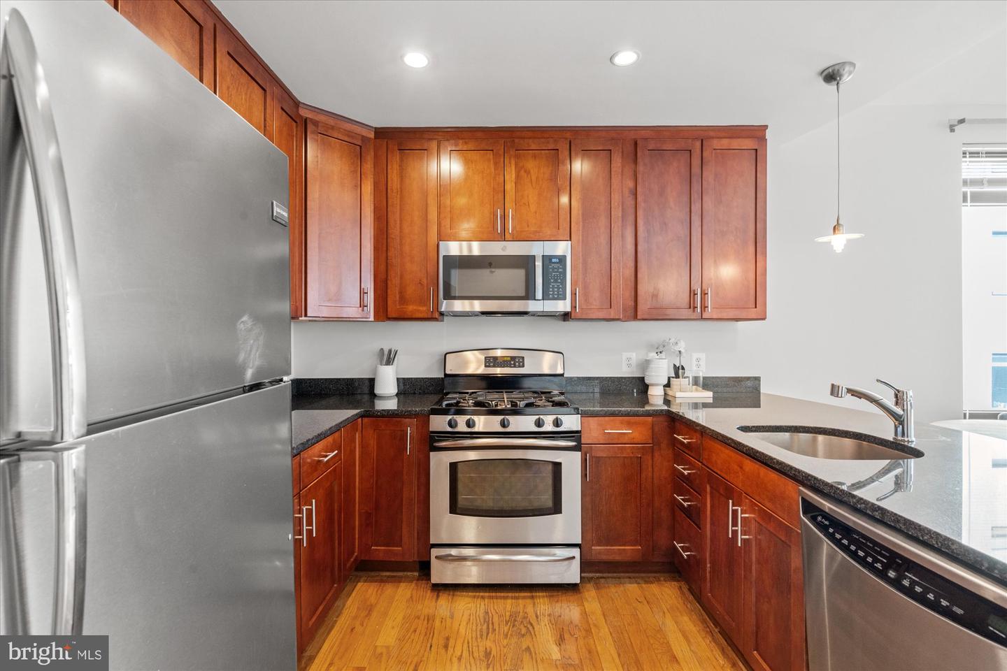 1211 13TH ST NW #404, WASHINGTON, District Of Columbia 20005, 1 Bedroom Bedrooms, ,1 BathroomBathrooms,Residential,For sale,1211 13TH ST NW #404,DCDC2241656 MLS # DCDC2241656