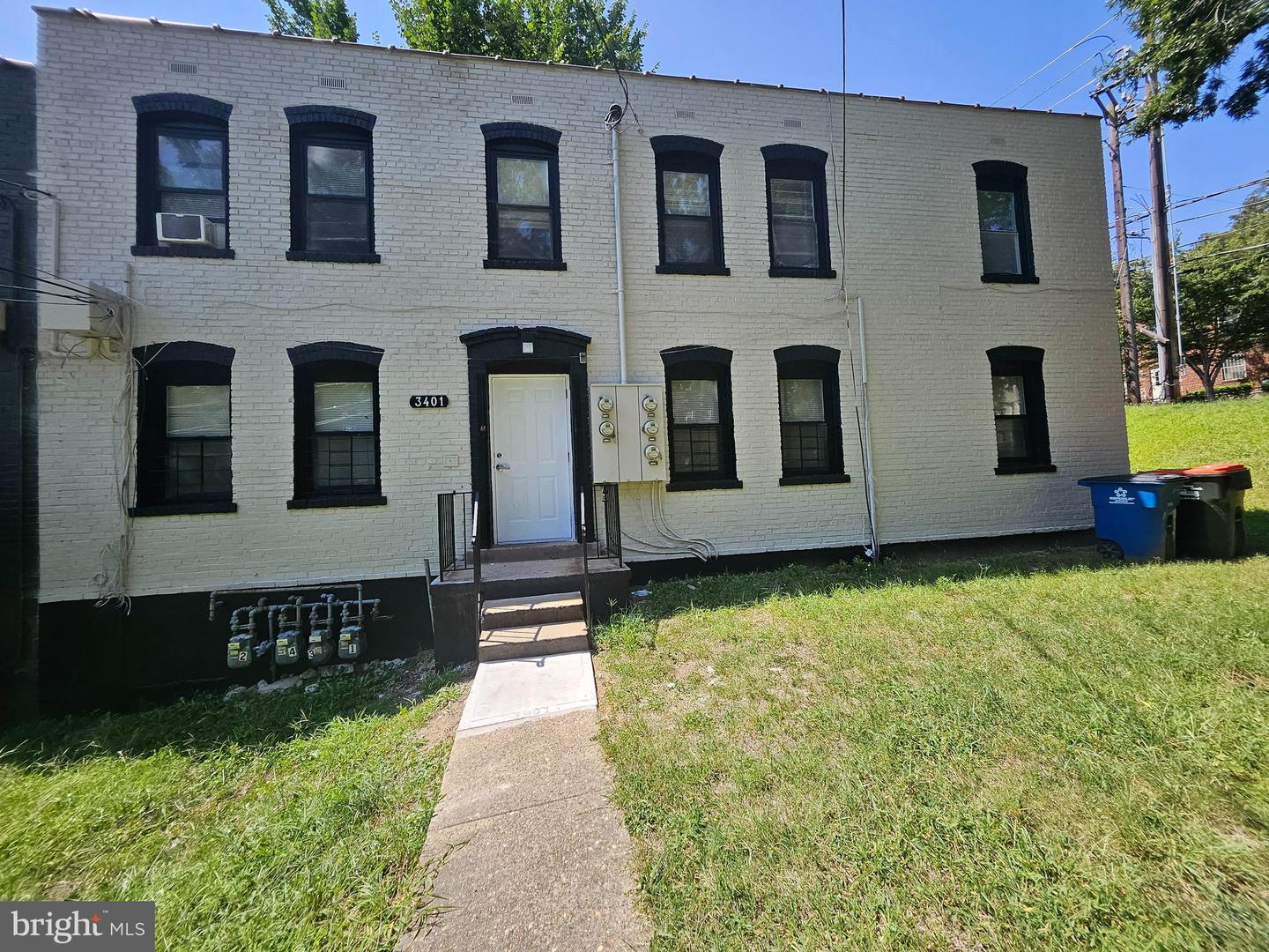 3401 15TH ST SE #4, WASHINGTON, District Of Columbia 20032, 2 Bedrooms Bedrooms, ,1 BathroomBathrooms,Residential,For sale,3401 15TH ST SE #4,DCDC2241670 MLS # DCDC2241670