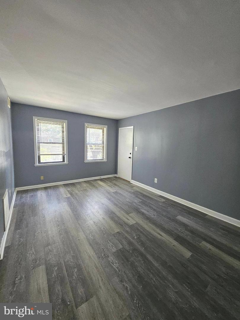 3401 15TH ST SE #4, WASHINGTON, District Of Columbia 20032, 2 Bedrooms Bedrooms, ,1 BathroomBathrooms,Residential,For sale,3401 15TH ST SE #4,DCDC2241670 MLS # DCDC2241670