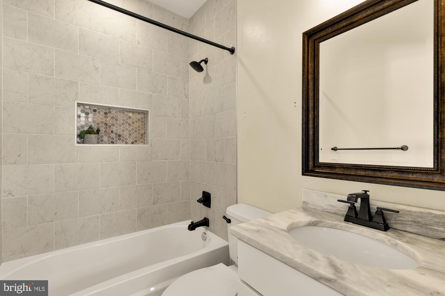 1609 LEVIS ST NE, WASHINGTON, District Of Columbia 20002, 4 Bedrooms Bedrooms, ,4 BathroomsBathrooms,Residential,For sale,1609 LEVIS ST NE,DCDC2241696 MLS # DCDC2241696