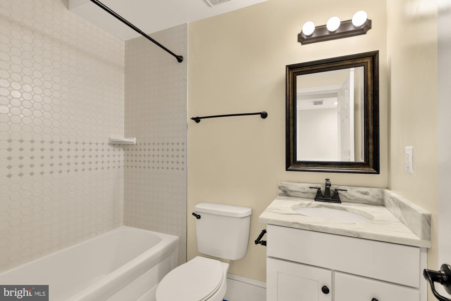 1609 LEVIS ST NE, WASHINGTON, District Of Columbia 20002, 4 Bedrooms Bedrooms, ,4 BathroomsBathrooms,Residential,For sale,1609 LEVIS ST NE,DCDC2241696 MLS # DCDC2241696