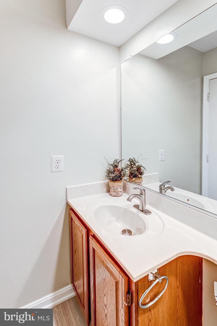 14592 ESTATE DR, WOODBRIDGE, Virginia 22193, 4 Bedrooms Bedrooms, ,3 BathroomsBathrooms,Residential,For sale,14592 ESTATE DR,VAPW2110686 MLS # VAPW2110686