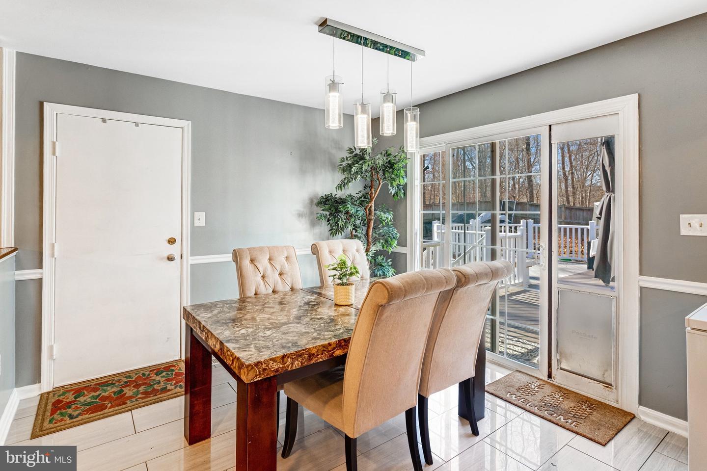 14592 ESTATE DR, WOODBRIDGE, Virginia 22193, 4 Bedrooms Bedrooms, ,3 BathroomsBathrooms,Residential,For sale,14592 ESTATE DR,VAPW2110686 MLS # VAPW2110686