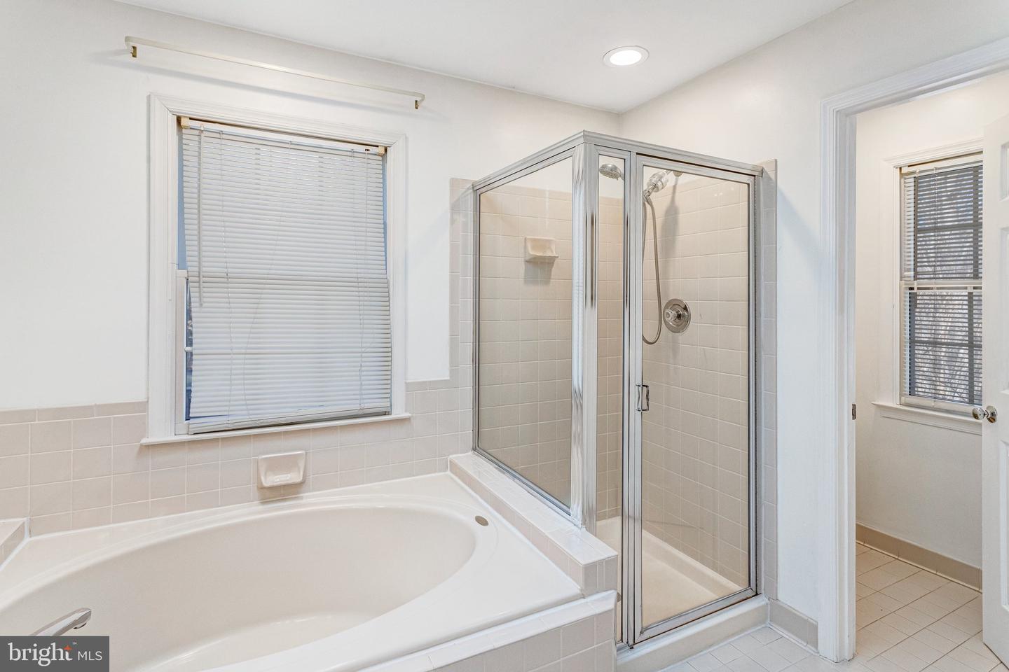 14592 ESTATE DR, WOODBRIDGE, Virginia 22193, 4 Bedrooms Bedrooms, ,3 BathroomsBathrooms,Residential,For sale,14592 ESTATE DR,VAPW2110686 MLS # VAPW2110686