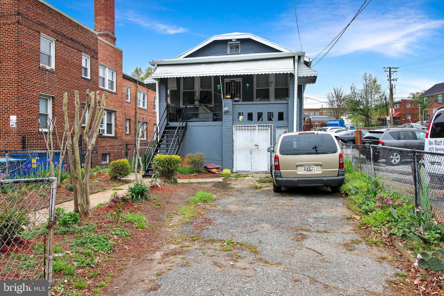 4380 BENNING RD NE, WASHINGTON, District Of Columbia 20019, 3 Bedrooms Bedrooms, ,2 BathroomsBathrooms,Residential,For sale,4380 BENNING RD NE,DCDC2241798 MLS # DCDC2241798