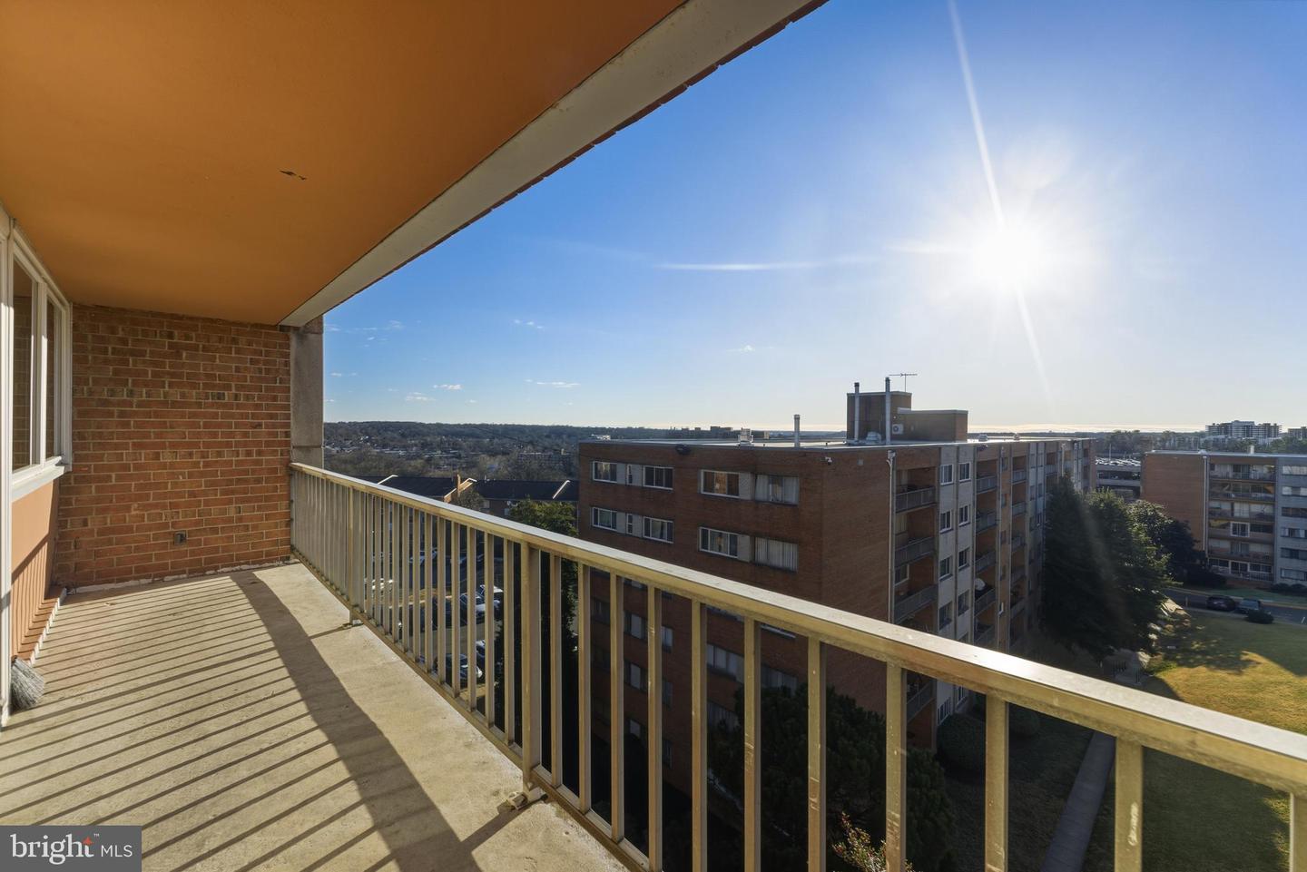 401 N ARMISTEAD ST N #504, ALEXANDRIA, Virginia 22312, 2 Bedrooms Bedrooms, ,1 BathroomBathrooms,Residential,For sale,401 N ARMISTEAD ST N #504,VAAX2053262 MLS # VAAX2053262