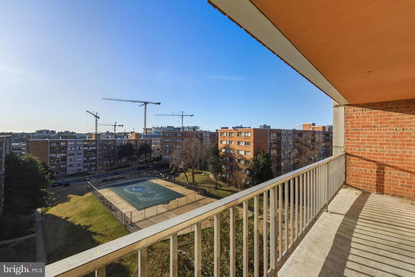 401 N ARMISTEAD ST N #504, ALEXANDRIA, Virginia 22312, 2 Bedrooms Bedrooms, ,1 BathroomBathrooms,Residential,For sale,401 N ARMISTEAD ST N #504,VAAX2053262 MLS # VAAX2053262