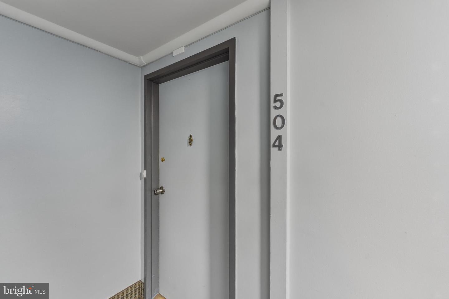 401 N ARMISTEAD ST N #504, ALEXANDRIA, Virginia 22312, 2 Bedrooms Bedrooms, ,1 BathroomBathrooms,Residential,For sale,401 N ARMISTEAD ST N #504,VAAX2053262 MLS # VAAX2053262