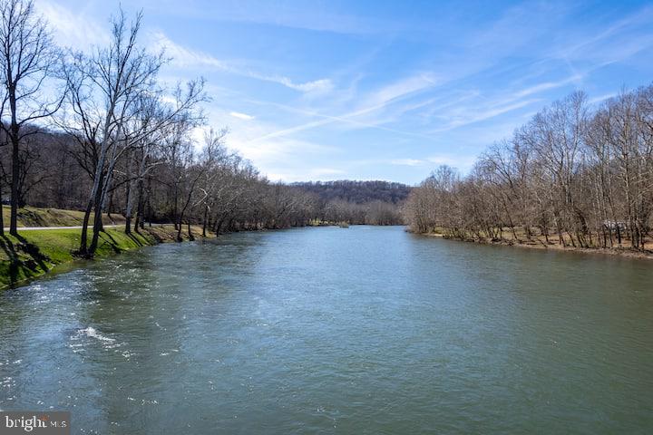 39 & 37 WHISTLE LN, SHENANDOAH, Virginia 22849, 3 Bedrooms Bedrooms, ,2 BathroomsBathrooms,Residential,For sale,39 & 37 WHISTLE LN,VAPA2005904 MLS # VAPA2005904