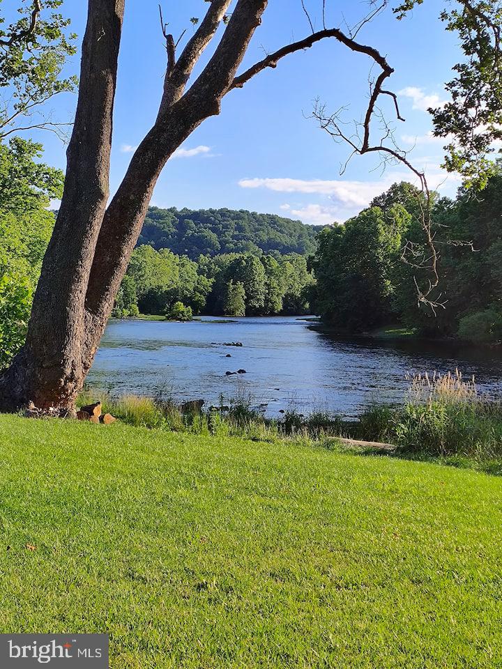 39 & 37 WHISTLE LN, SHENANDOAH, Virginia 22849, 3 Bedrooms Bedrooms, ,2 BathroomsBathrooms,Residential,For sale,39 & 37 WHISTLE LN,VAPA2005904 MLS # VAPA2005904