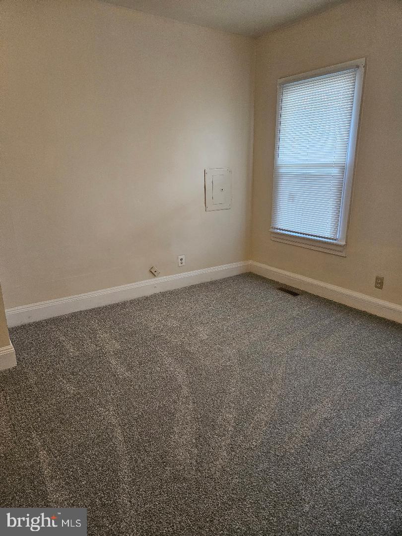 1635 U ST SE, WASHINGTON, District Of Columbia 20020, 4 Bedrooms Bedrooms, 6 Rooms Rooms,2 BathroomsBathrooms,Residential,For sale,1635 U ST SE,DCDC2241658 MLS # DCDC2241658