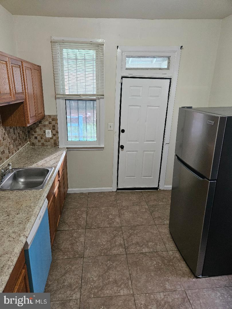 1635 U ST SE, WASHINGTON, District Of Columbia 20020, 4 Bedrooms Bedrooms, 6 Rooms Rooms,2 BathroomsBathrooms,Residential,For sale,1635 U ST SE,DCDC2241658 MLS # DCDC2241658