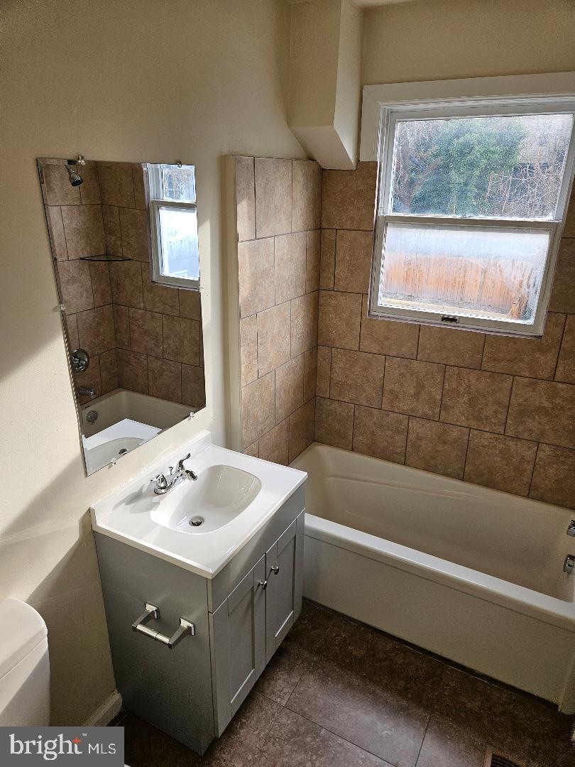 1635 U ST SE, WASHINGTON, District Of Columbia 20020, 4 Bedrooms Bedrooms, 6 Rooms Rooms,2 BathroomsBathrooms,Residential,For sale,1635 U ST SE,DCDC2241658 MLS # DCDC2241658