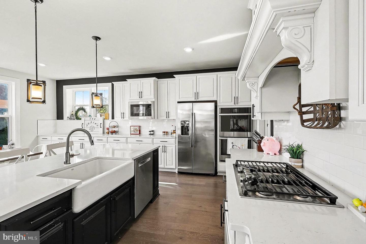 40731 WILLOW WALK CT, ALDIE, Virginia 20105, 5 Bedrooms Bedrooms, ,5 BathroomsBathrooms,Residential,For sale,40731 WILLOW WALK CT,VALO2114104 MLS # VALO2114104