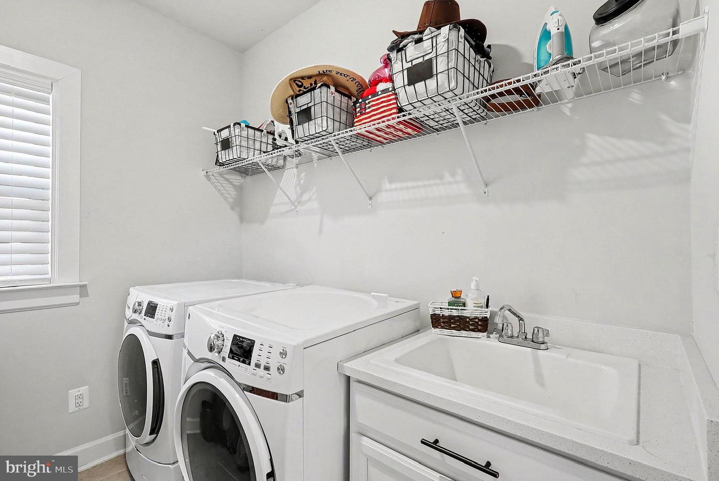 40731 WILLOW WALK CT, ALDIE, Virginia 20105, 5 Bedrooms Bedrooms, ,5 BathroomsBathrooms,Residential,For sale,40731 WILLOW WALK CT,VALO2114104 MLS # VALO2114104