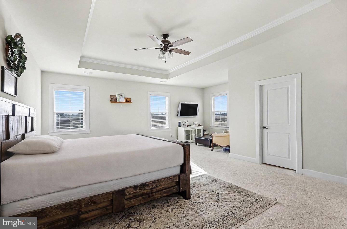 40731 WILLOW WALK CT, ALDIE, Virginia 20105, 5 Bedrooms Bedrooms, ,5 BathroomsBathrooms,Residential,For sale,40731 WILLOW WALK CT,VALO2114104 MLS # VALO2114104