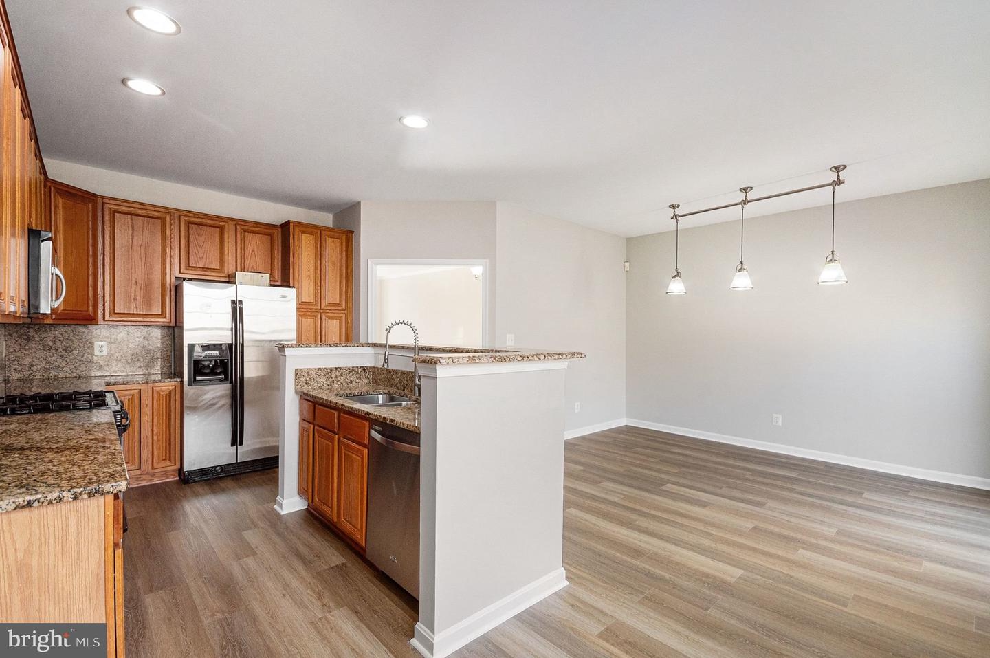 4212 LA MAURICIE LOOP, DUMFRIES, Virginia 22025, 3 Bedrooms Bedrooms, ,3 BathroomsBathrooms,Residential,For sale,4212 LA MAURICIE LOOP,VAPW2110688 MLS # VAPW2110688