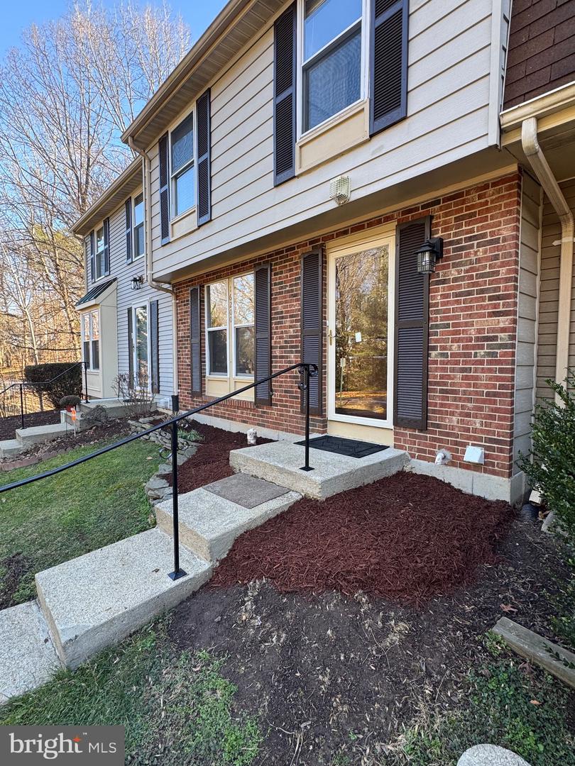 16200 HENDERSON LN, DUMFRIES, Virginia 22025, 3 Bedrooms Bedrooms, 6 Rooms Rooms,2 BathroomsBathrooms,Residential,For sale,16200 HENDERSON LN,VAPW2110696 MLS # VAPW2110696