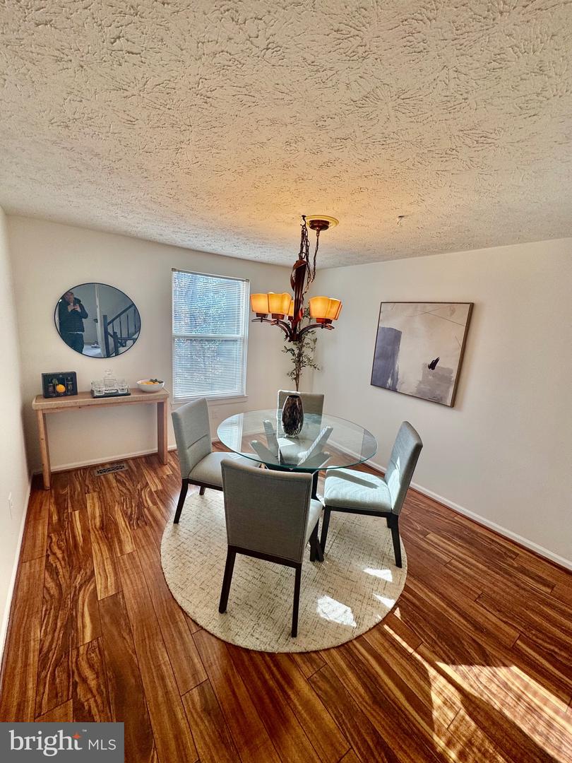 16200 HENDERSON LN, DUMFRIES, Virginia 22025, 3 Bedrooms Bedrooms, 6 Rooms Rooms,2 BathroomsBathrooms,Residential,For sale,16200 HENDERSON LN,VAPW2110696 MLS # VAPW2110696